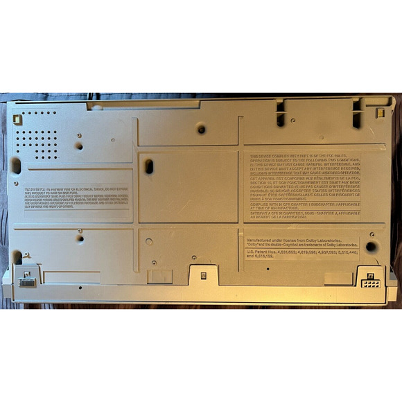 Magnavox DV200MW8 DVD/VCR Combo Player NO REMOTE TURNS ON READ DESCRIPTION - Picture 9 of 9